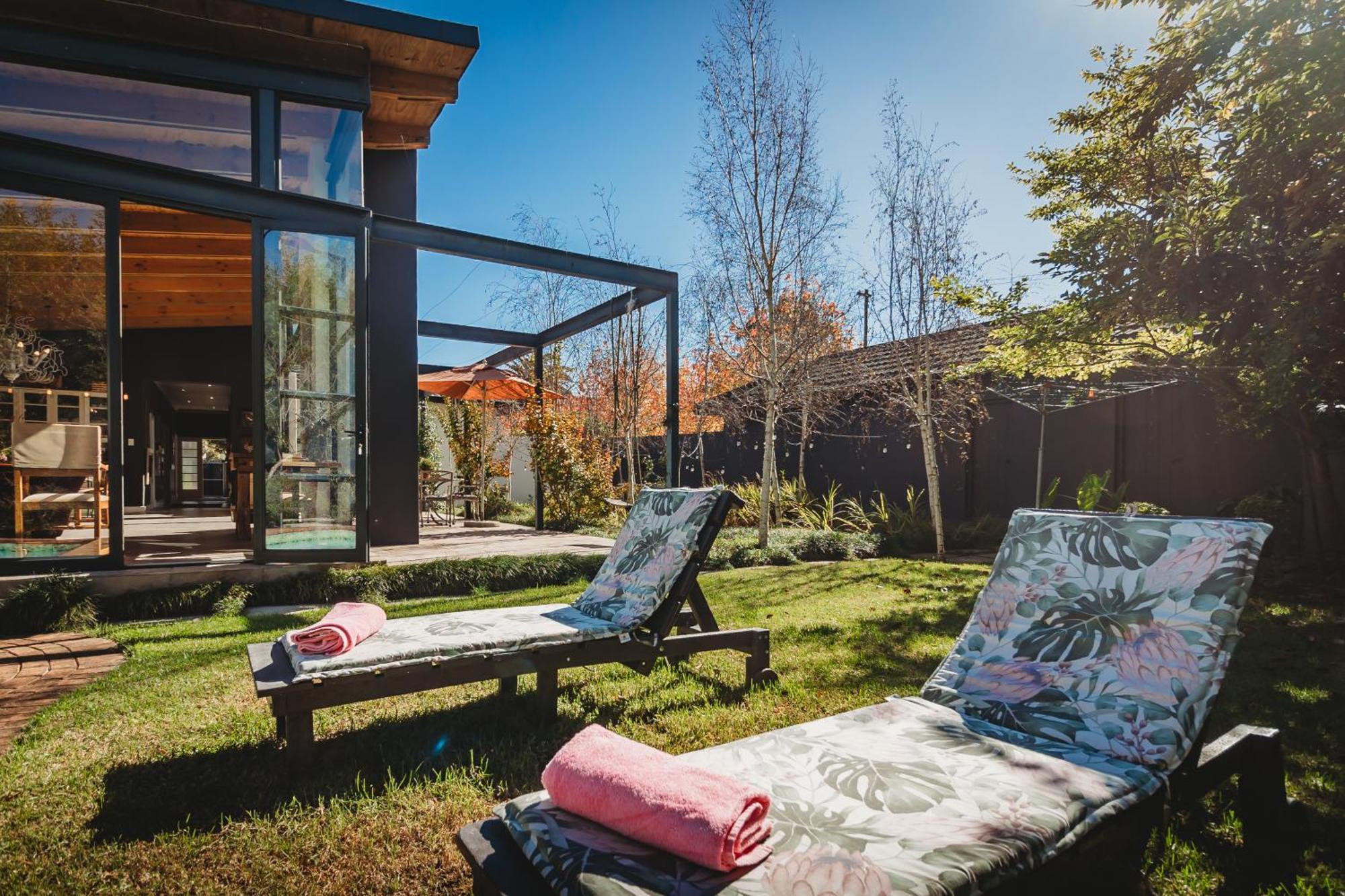 Acorn Guest House George Luaran gambar